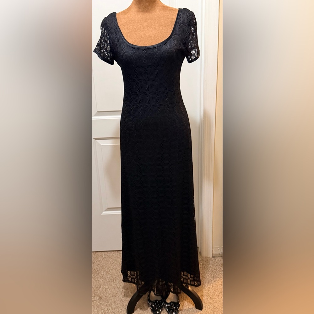Vintage Breakin’ loose Black Lace Overlay Maxi Dress with Scoop Neckline